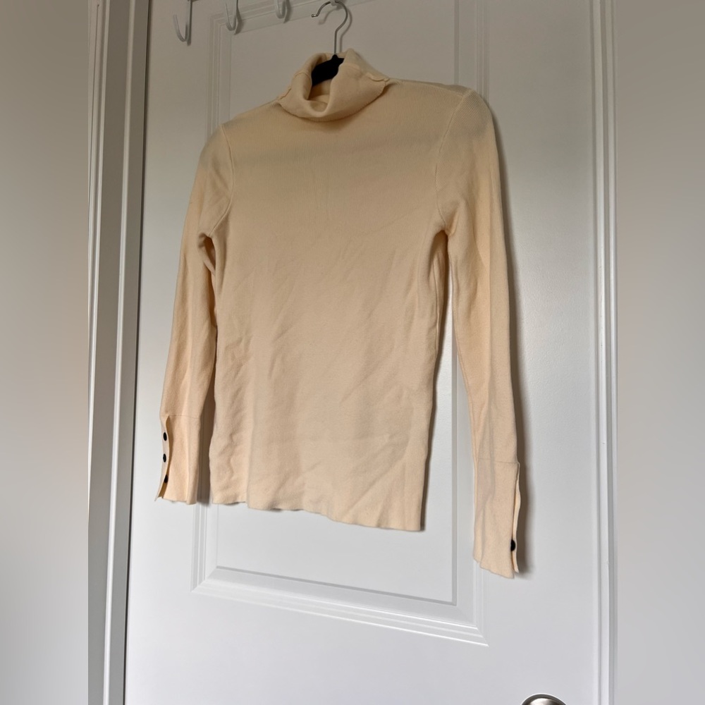 Long sleeve cream colored turtleneck
